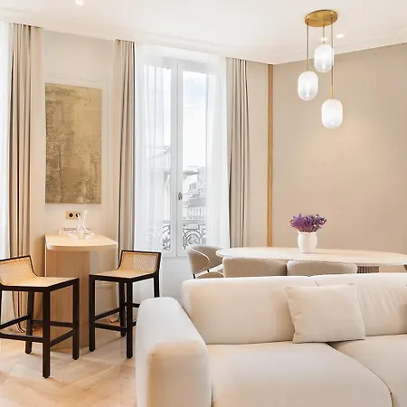 Maison Galante's With Services In La Madeleine - Opéra Appartamento Parigi